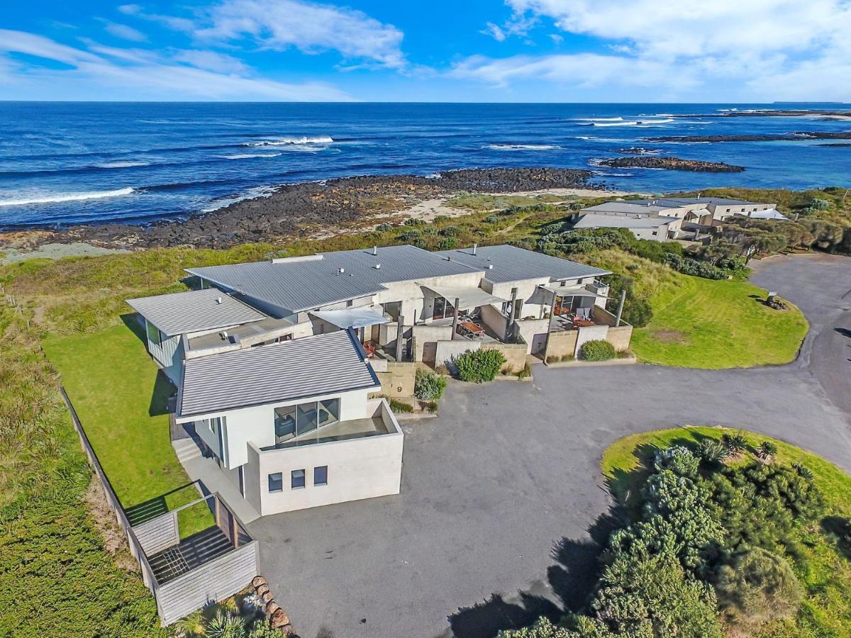 Hearns Beachside Villa 1 Port Fairy Exterior photo